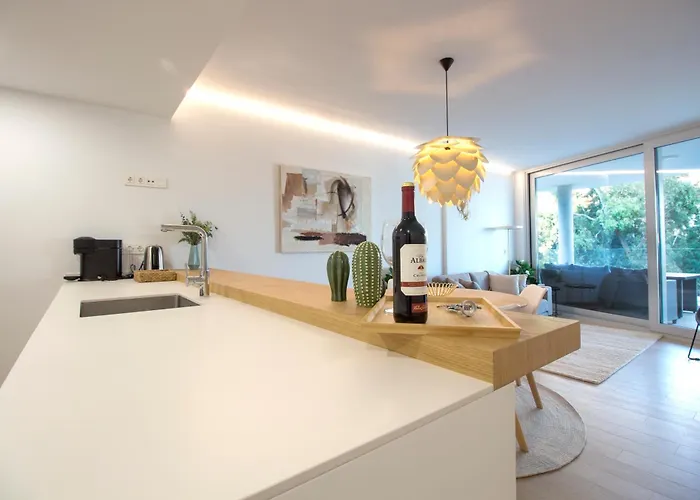 Sea View Near The アパート