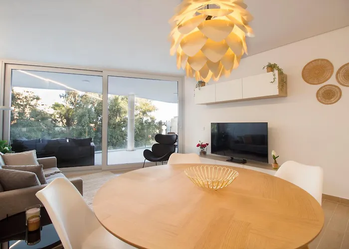 Sea View Near The 公寓 *