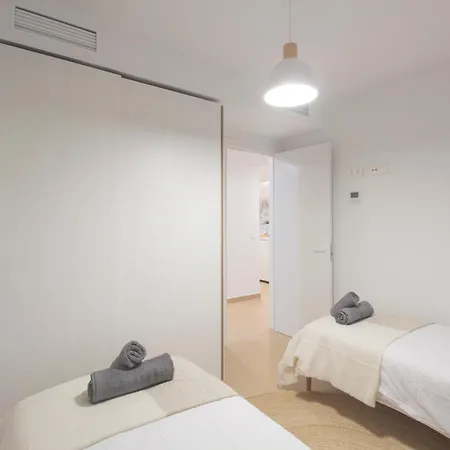 Sea View Near The Apartment *